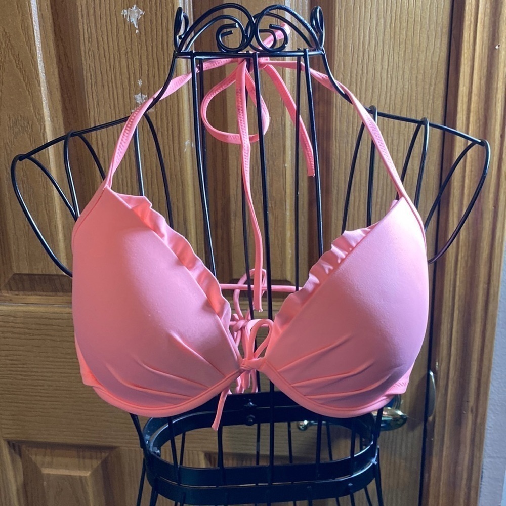 Victoria’s secret’s bikini  top​​​​